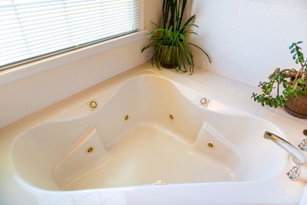 Soaking Tub Installation in Richmond